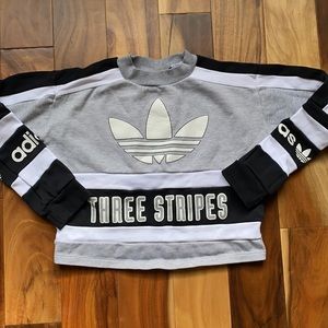 ADIDAS cropped sweatshirt